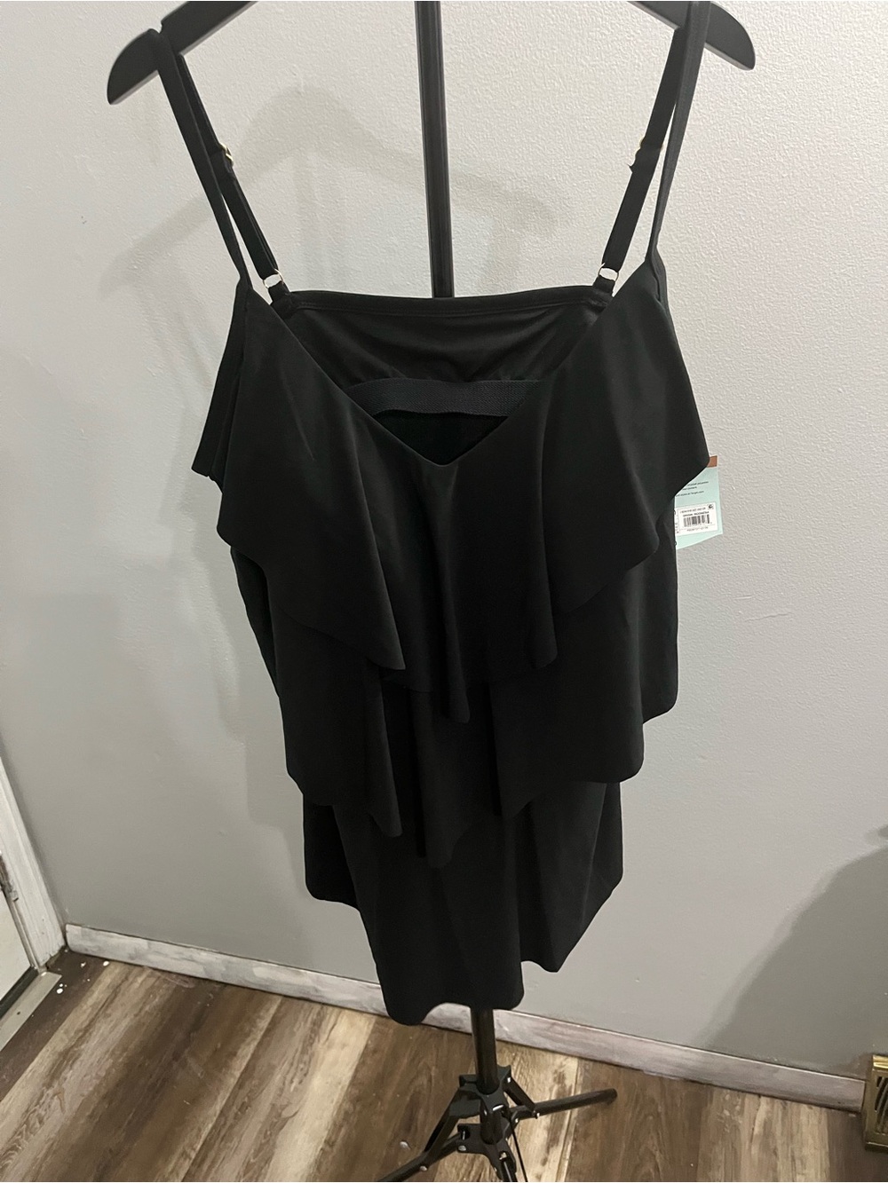 Shade & Shore Black Tiered Ruffle tankini top